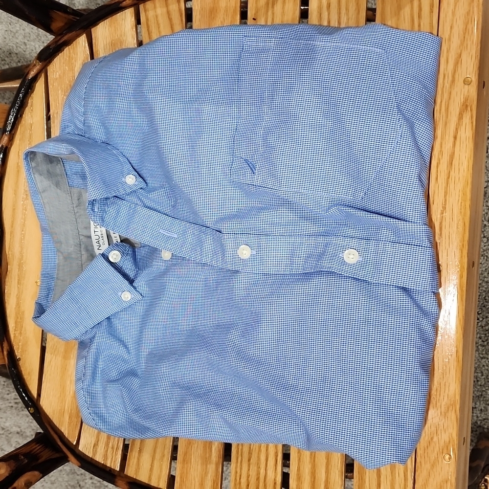 Nautica Men's XL shirt